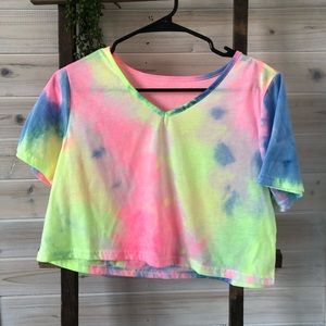Cropped tie dye tee